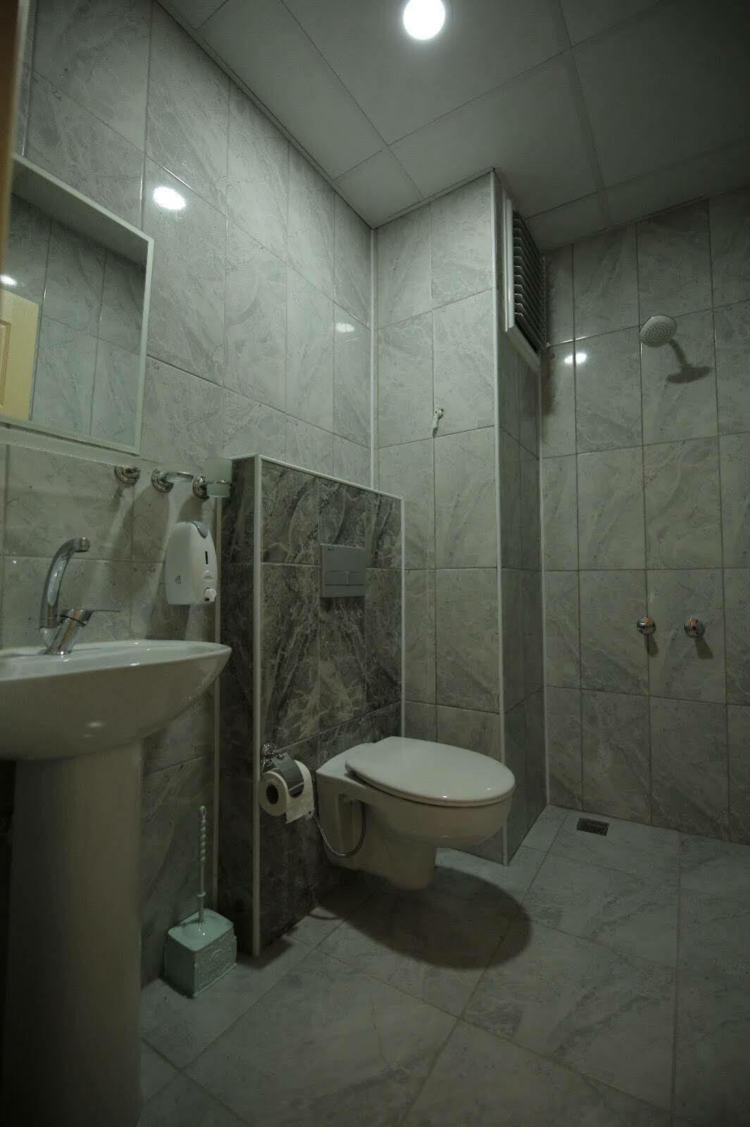 Grand Tas Otel Mut Esterno foto